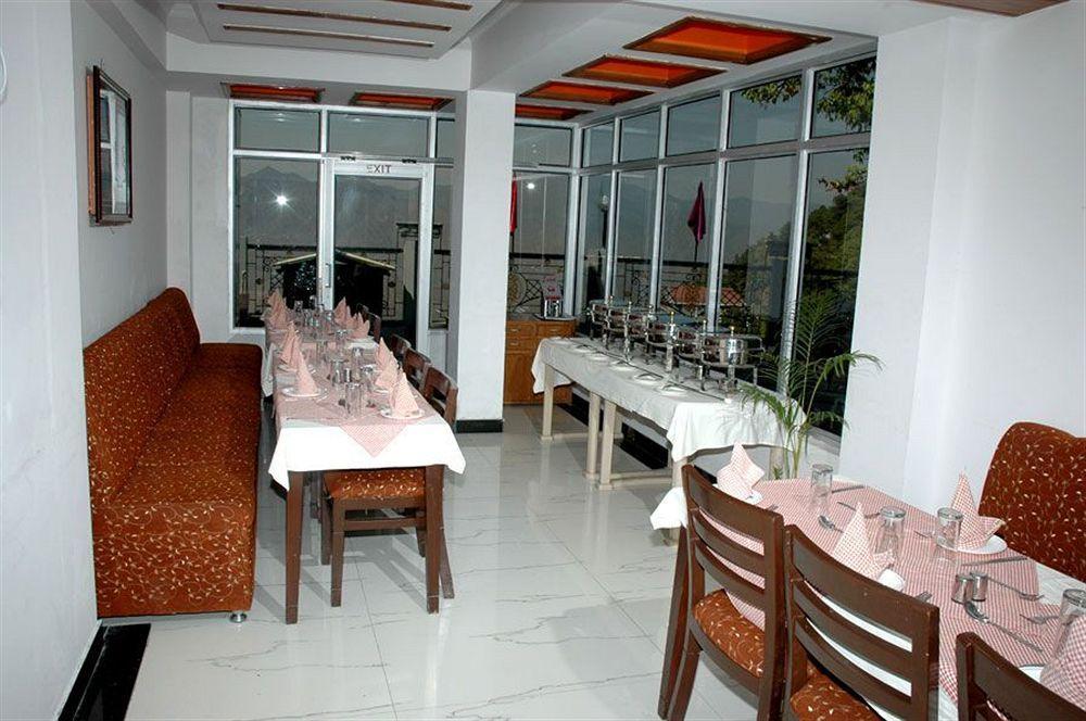 Hotel Silver Rock Mussoorie Esterno foto