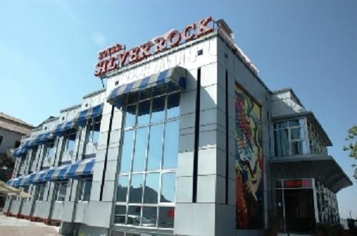 Hotel Silver Rock Mussoorie Esterno foto